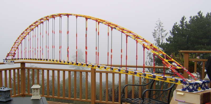 K'nex Arch Bridge, over 14 feet long